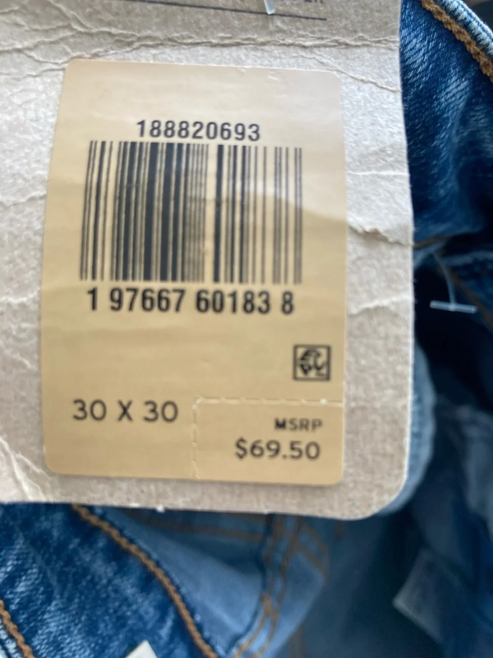 Levi’s 721 high rise skinny jean distressed raw hem stretch 30 X 30